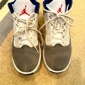 Nike Jordan Max Aura shoes.   Size 9